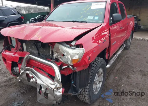 2005 Toyota Tacoma Base V6 z USA, uszkodzony, nr VIN 5TEMU52N55Z090393